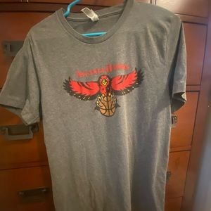 Mens Large Atlanta Hawks Shirt